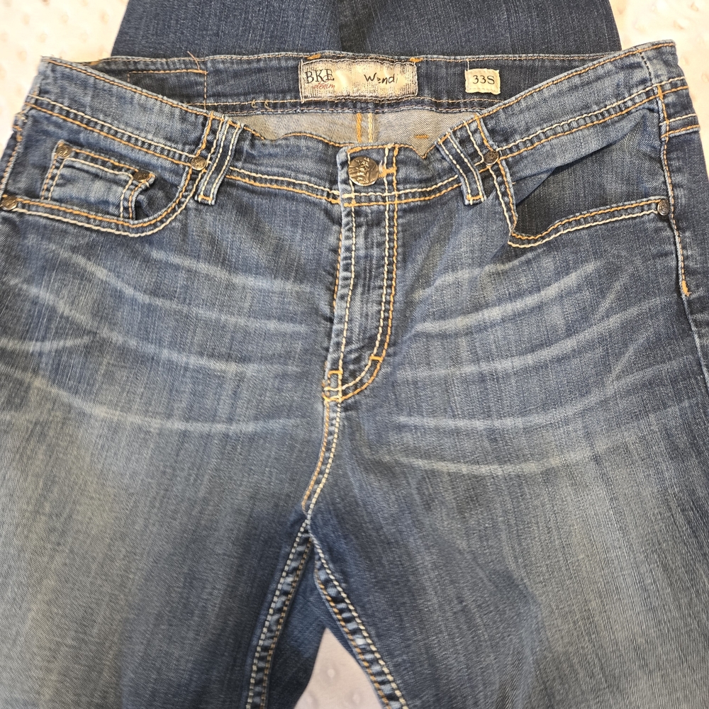 BKE Women’s Mid Wash Blue Jeans - Size 33S